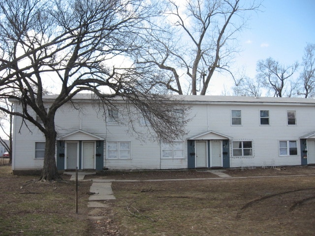 Primary Photo - 600-610 North Dr