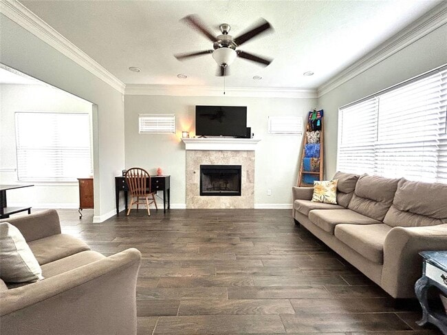 Foto del edificio - 2806 Weeping Willow Cir