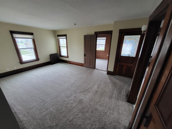 Living Area - 6016 Exchange St