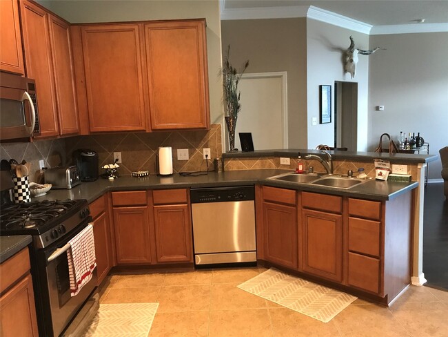 Foto del edificio - 14502 Glade Point Dr
