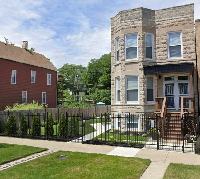 Building Photo - 6420 S Saint Lawrence Ave