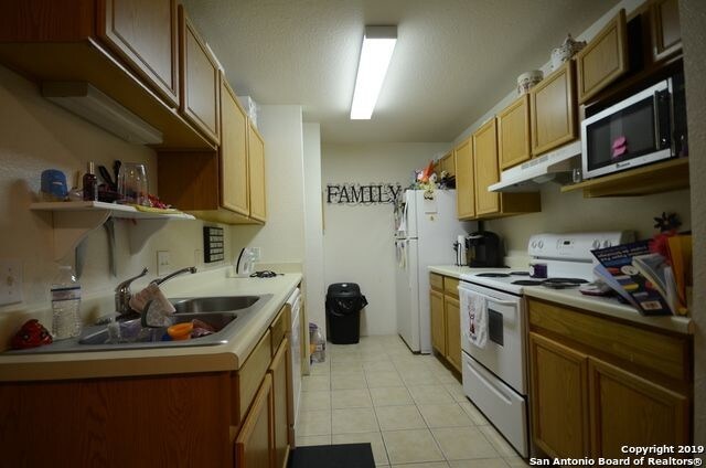 Building Photo - 7903 SANTA CATALINA