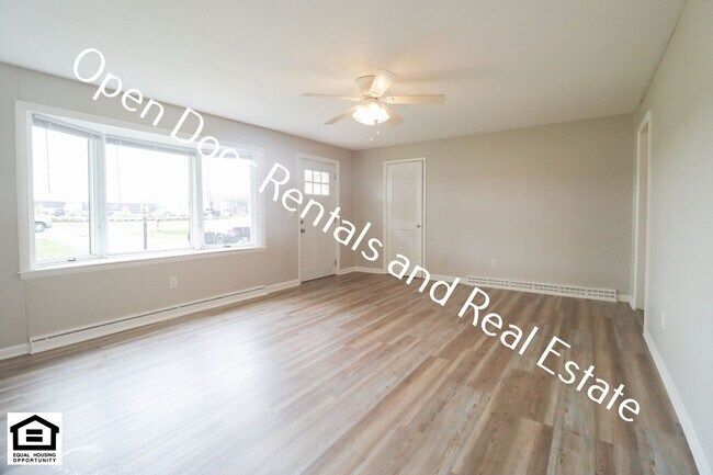 Foto del edificio - Now available 3 bedroom home!