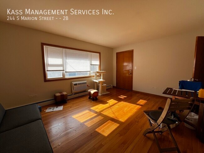 Foto del edificio - 244 S Marion St