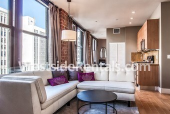 Foto principal - 460 S Spring St