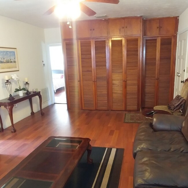 Foto del edificio - 2955 SW 38th Ave