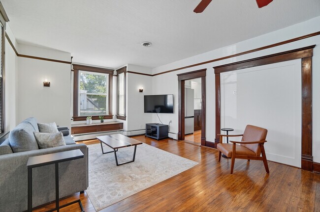 Foto del edificio - 93 W Columbus St