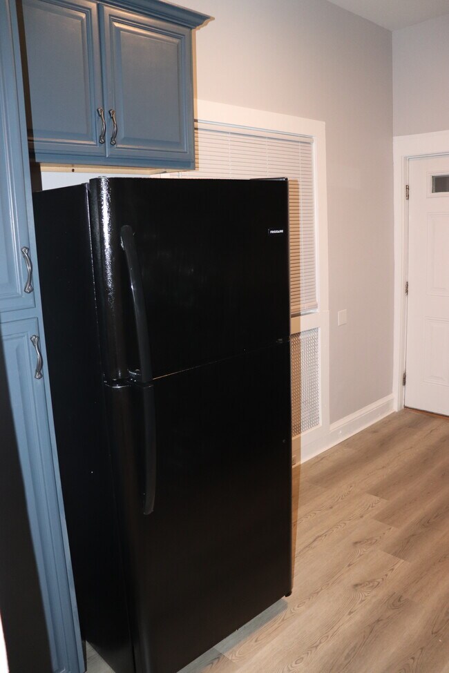 Kitchen - 836 Jefferson Ave