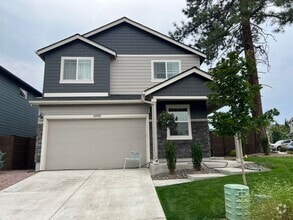 Building Photo - 20505 SE Evian Ave