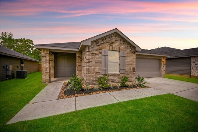 Building Photo - 27458 Serene Pne Dr