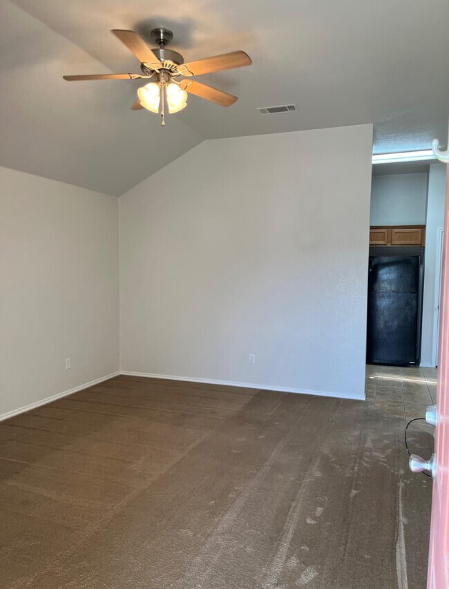 Sala de estar - 1006 Leah Drive