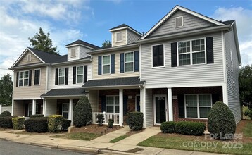 Building Photo - 4980 Kotlik Dr