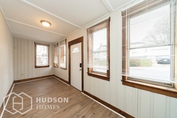 Foto del edificio - NOW AVAILABLE- 27 Ingleside Ave, Worcester...