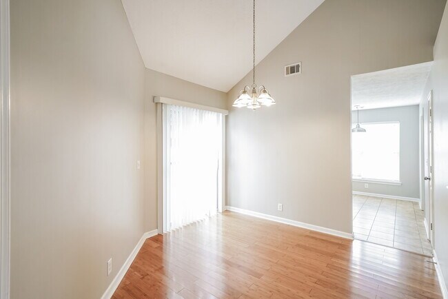 Foto del edificio - 1061 Cedar Creek Village Rd