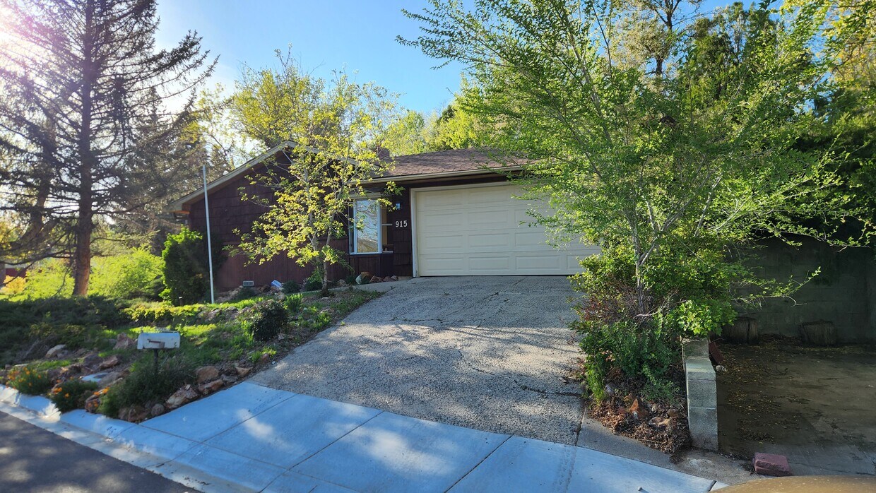 915 Gear St, Reno, NV 89503 House Rental in Reno, NV