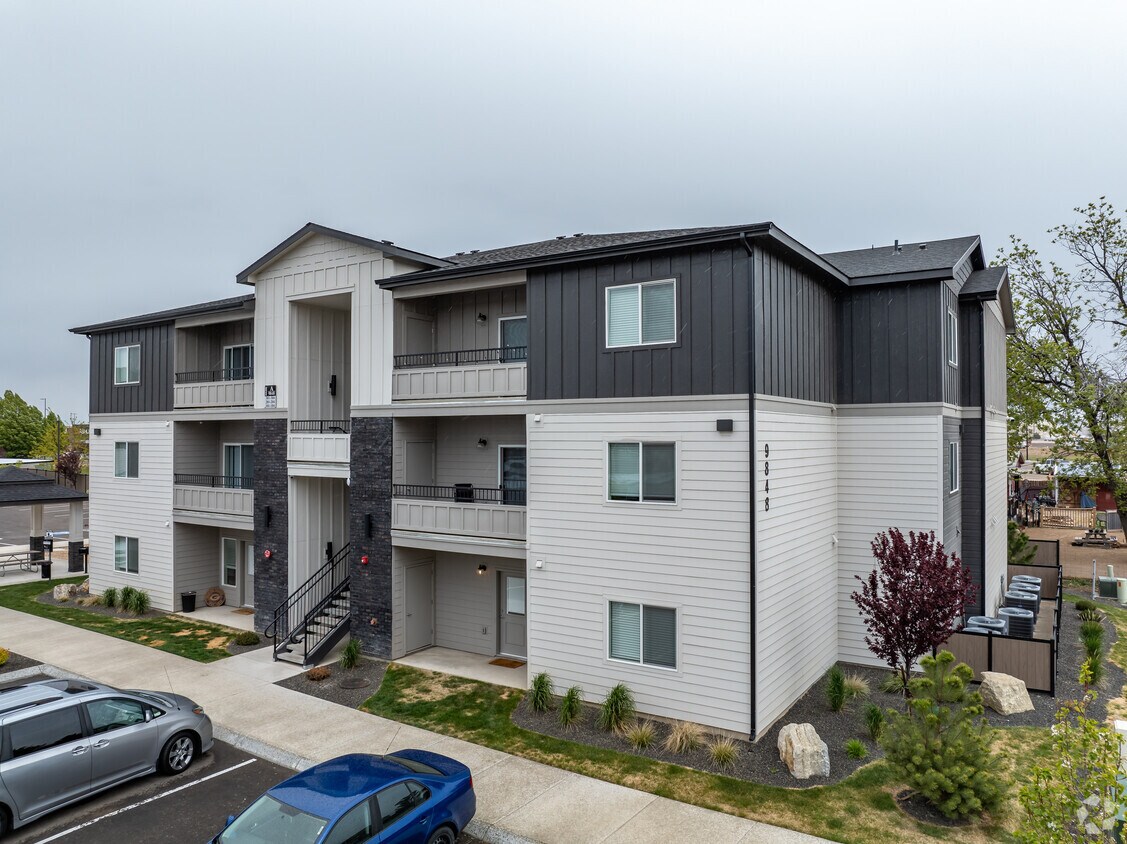 Primary - Hawks Landing Apartments
