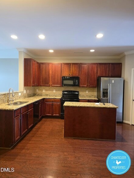 Foto del edificio - 210 Leighann Ridge Ln