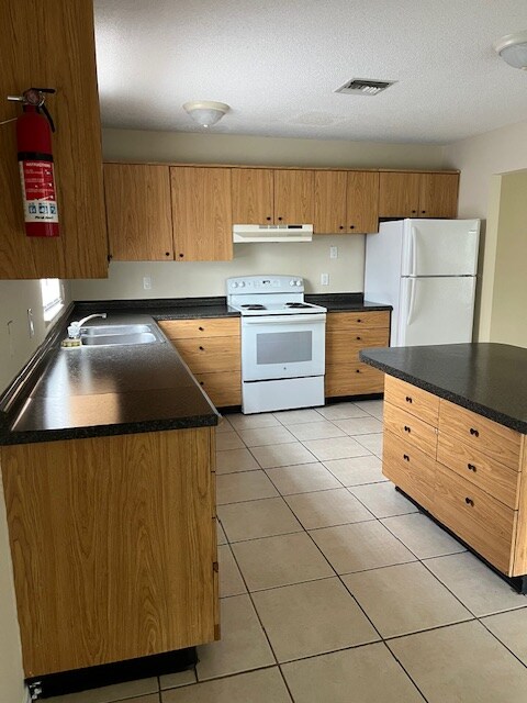 Foto del edificio - 314 E Phoenix St