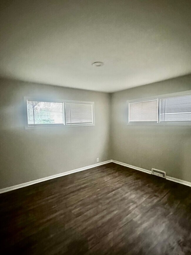 Foto del edificio - 3 Bed / 1 Bath Home for Rent.