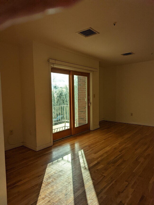 11 Irving Plz, Harrison, NY 10528 Townhome Rentals in Harrison NY