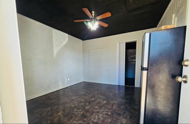 Foto del edificio - 8010 SE US Hwy 301