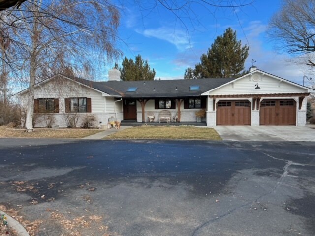 Primary Photo - 2264 NE 16th St