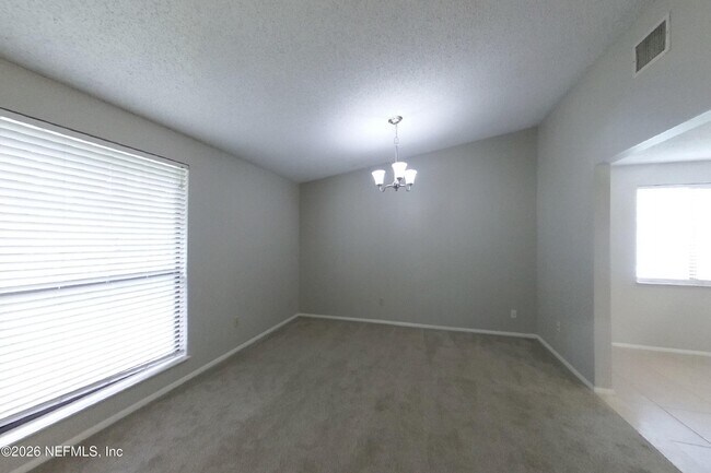 Foto del edificio - 8338 Knotts Landing Dr E