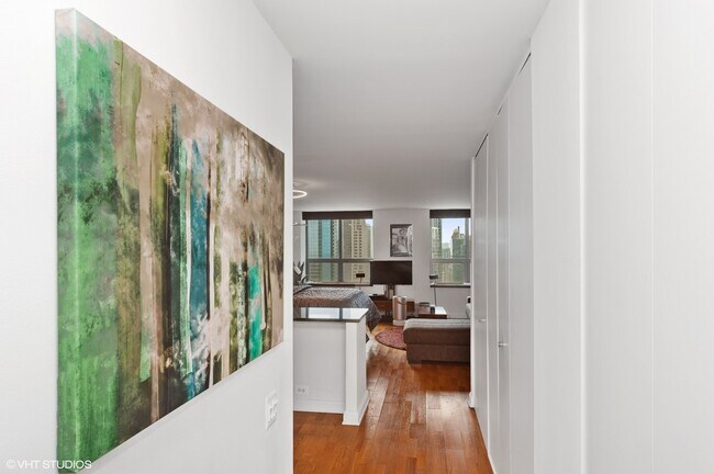 Foto del edificio - 474 N Lake Shore Dr