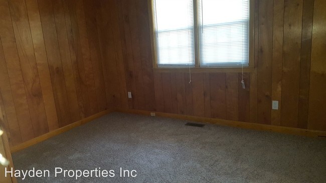 Foto del edificio - 3 br, 2 bath House - 114 Elder Avenue