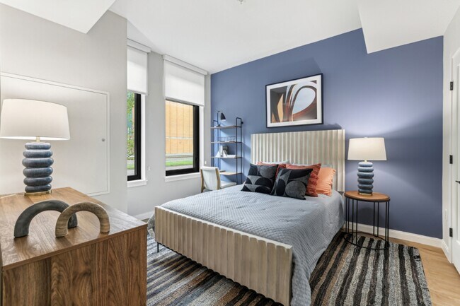 Building Photo - The Declan