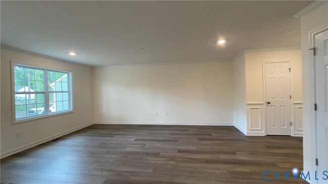 Foto del edificio - 4944 Bailey Woods Ln