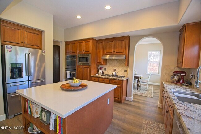 Building Photo - 8405 Fairway Chase Trail