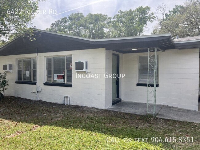 Building Photo - Newly Renovated 2BR, 1BA Duplex with Moder...