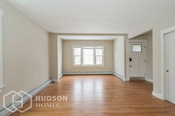 Building Photo - 34 Fairview Pl
