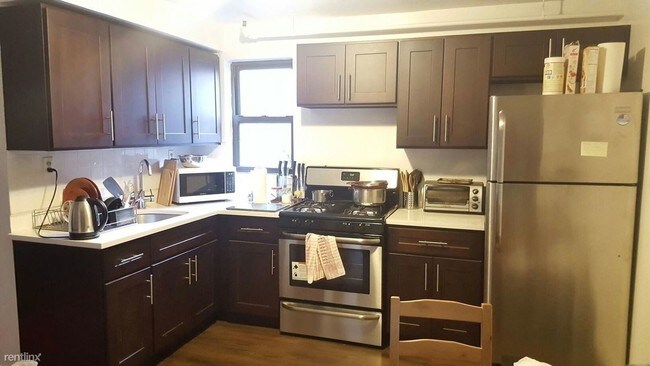 Foto del edificio - 1 br, 1 bath  - 503 W 45th St