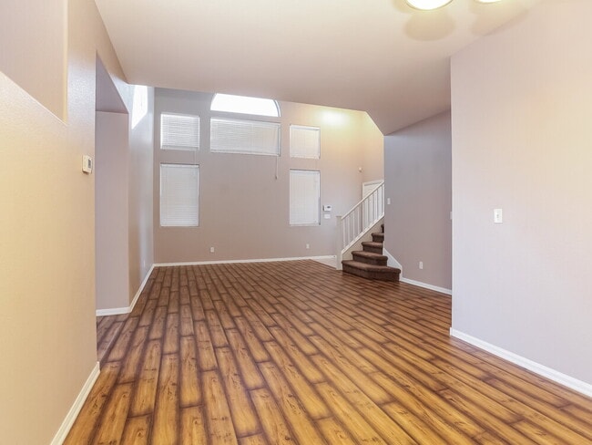 Foto del edificio - 8800 Happy Pines Ave