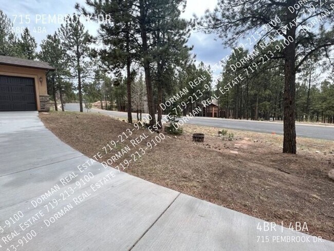 Building Photo - 715 Pembrook Dr