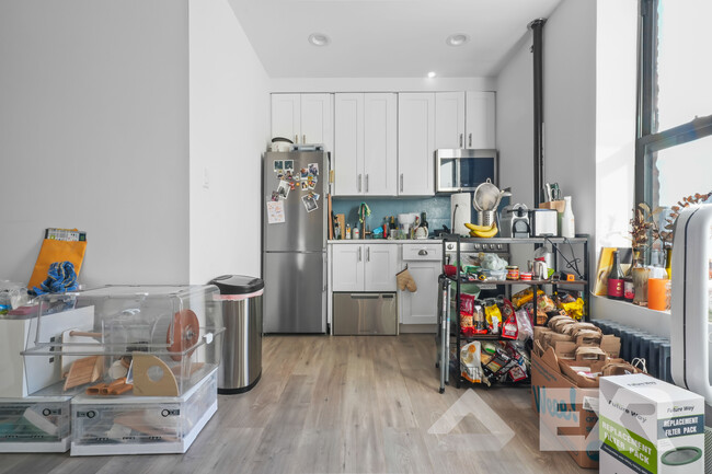 Foto del edificio - 326 Bedford Ave