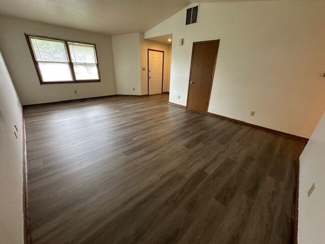 Building Photo - 2160 Galaxy Dr
