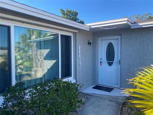 Building Photo - 7540 Venice Dr