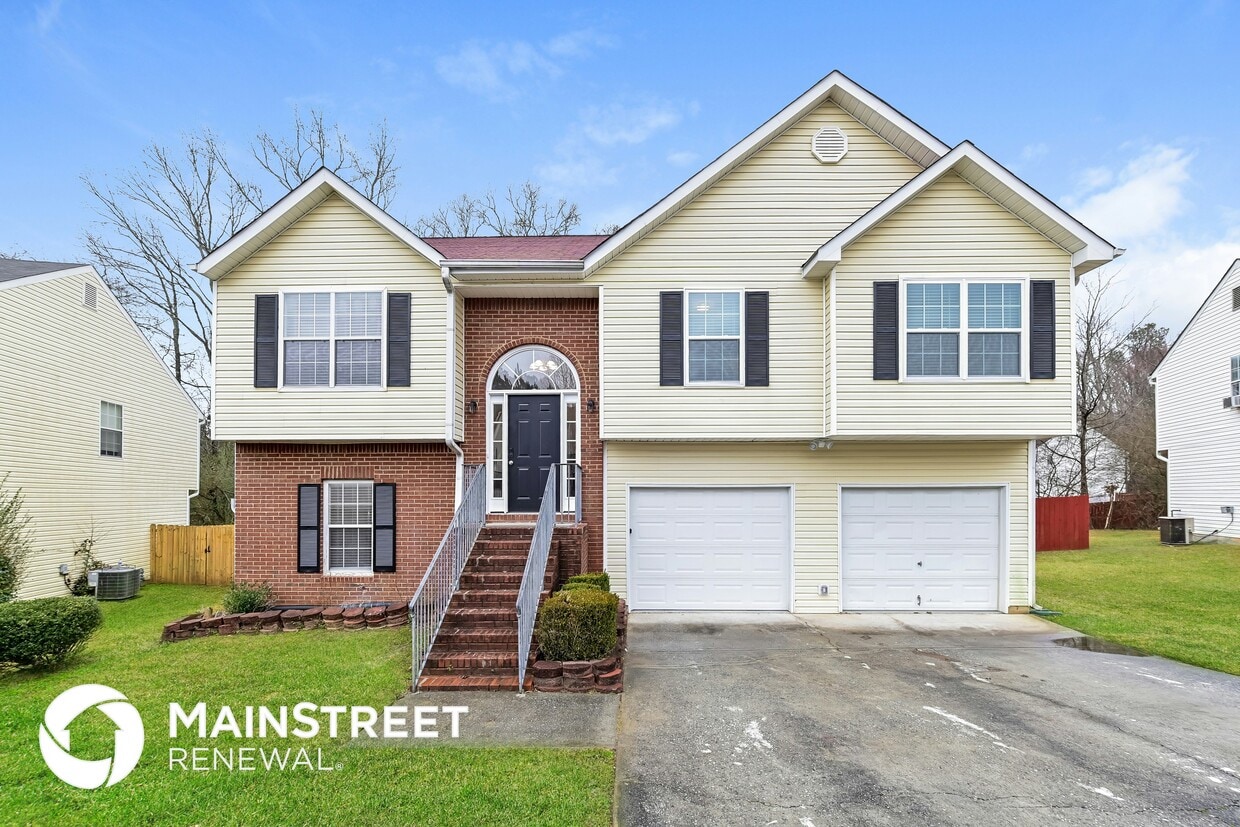 Primary Photo - 1555 Blossom Dr
