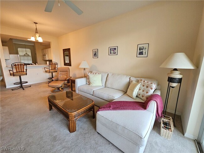 Foto del edificio - 14300 Bristol Bay Pl