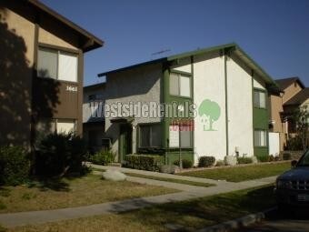 Primary Photo - 3671 Green Ave