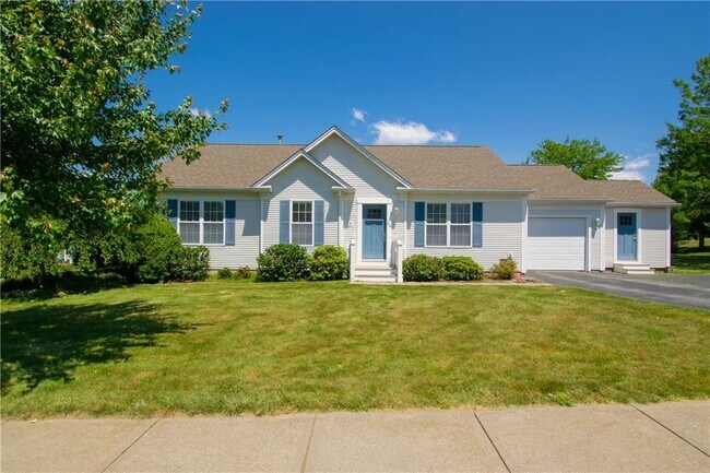Building Photo - 46 Goldenrod Dr