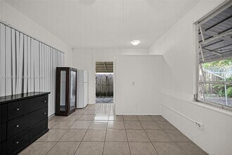 Building Photo - 5069 NW 41st Ct