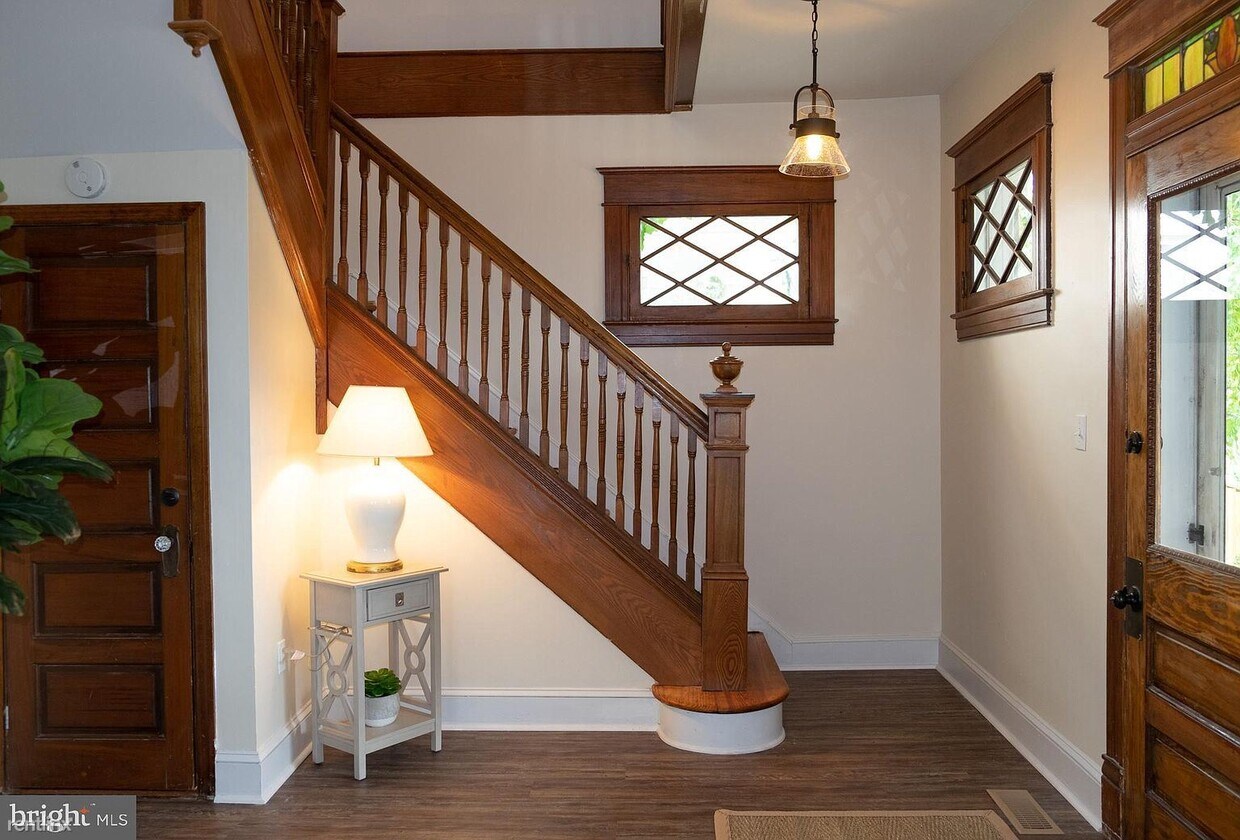 Foto del edificio - 3 br, 2 bath House - 6112 Ridgeview Ave