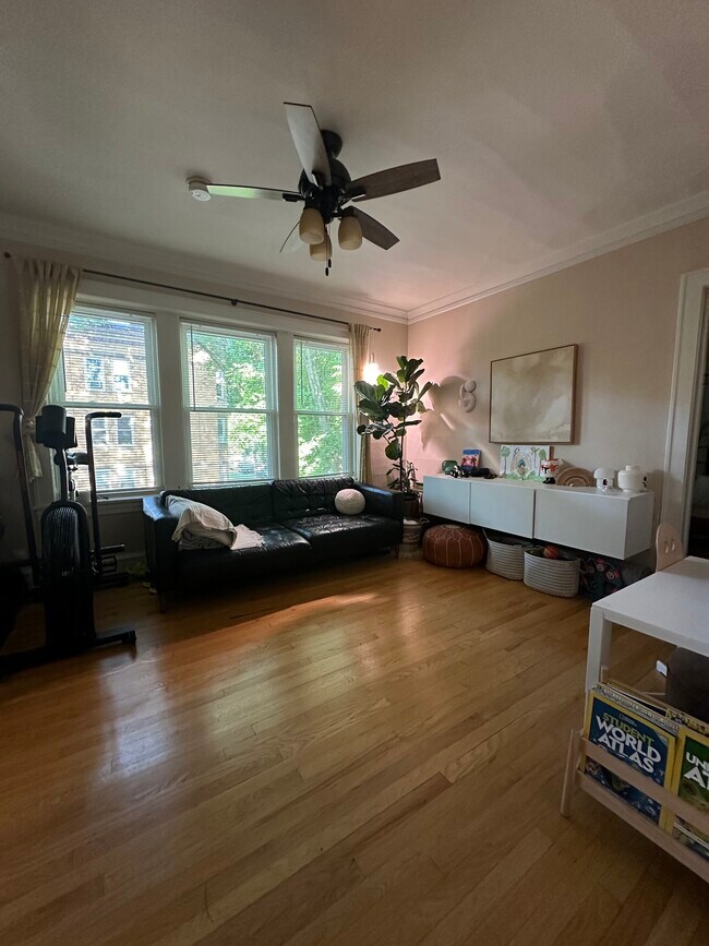 Dining Room - 3659 N Hoyne Ave