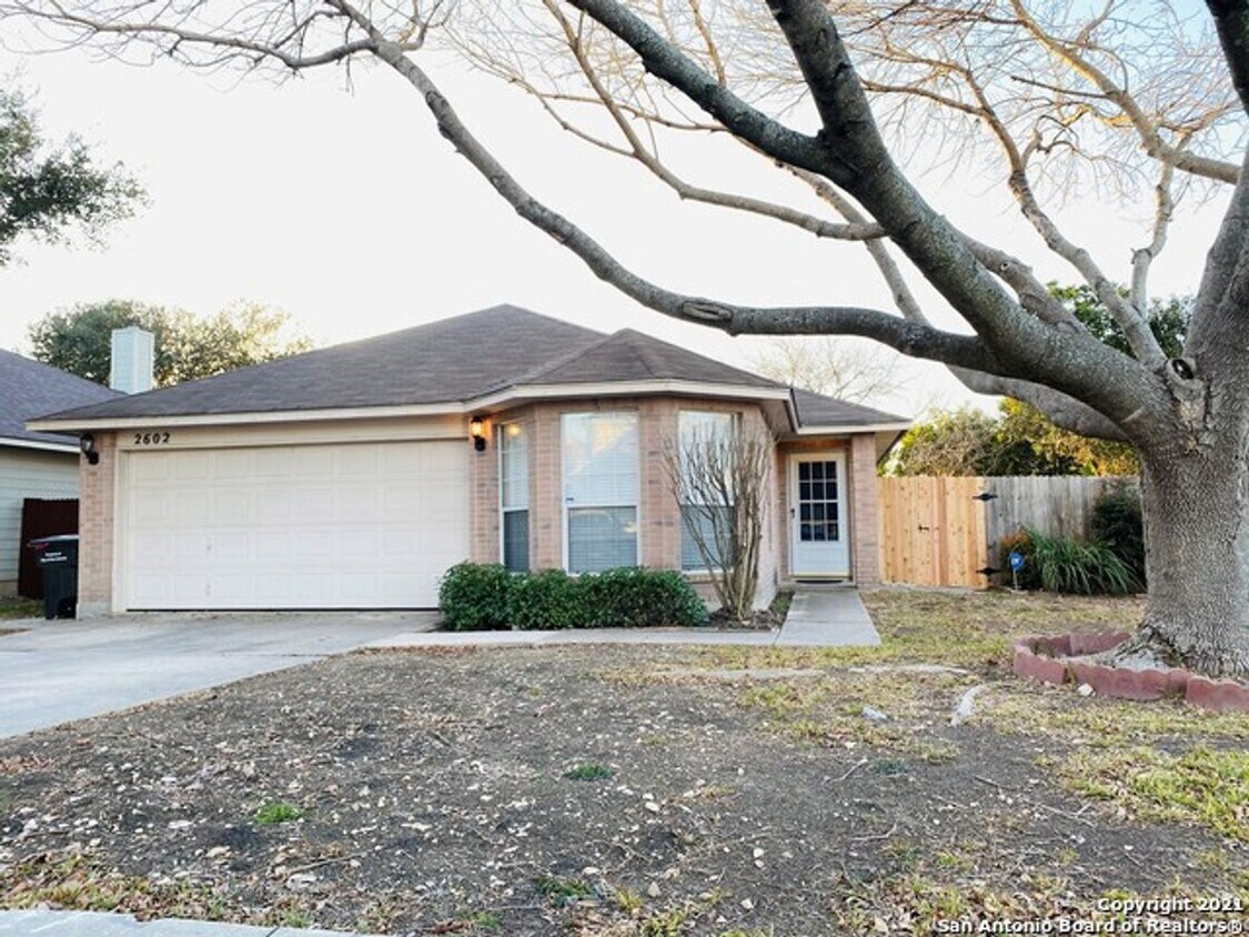 3 Bedroom/2 Bath Pebble Oak Subdivision House Rental in San Antonio, TX