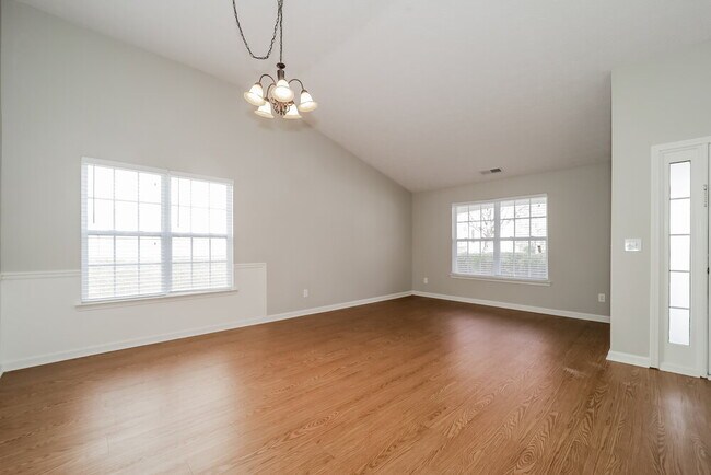Foto del edificio - 8416 Somerton Cir