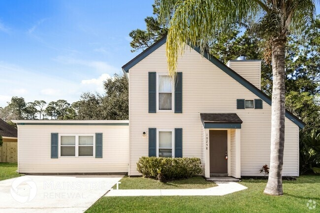Building Photo - 10258 Lake Pines Rd